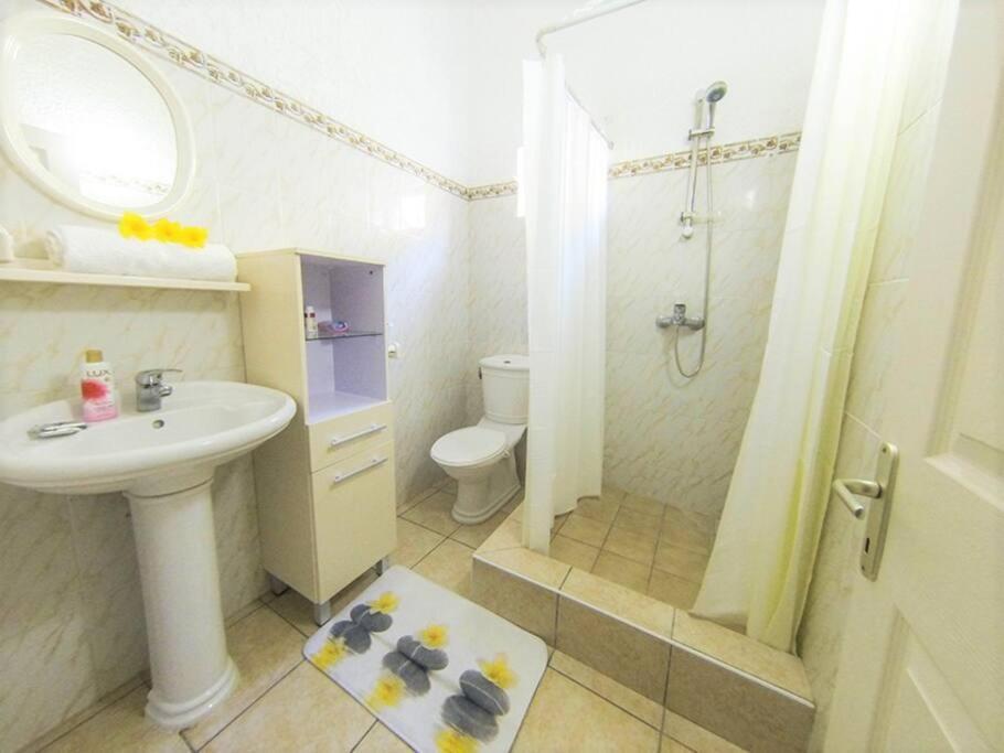 Charming Residence Near The Beach-Orchidees Flic-en-Flacq Esterno foto